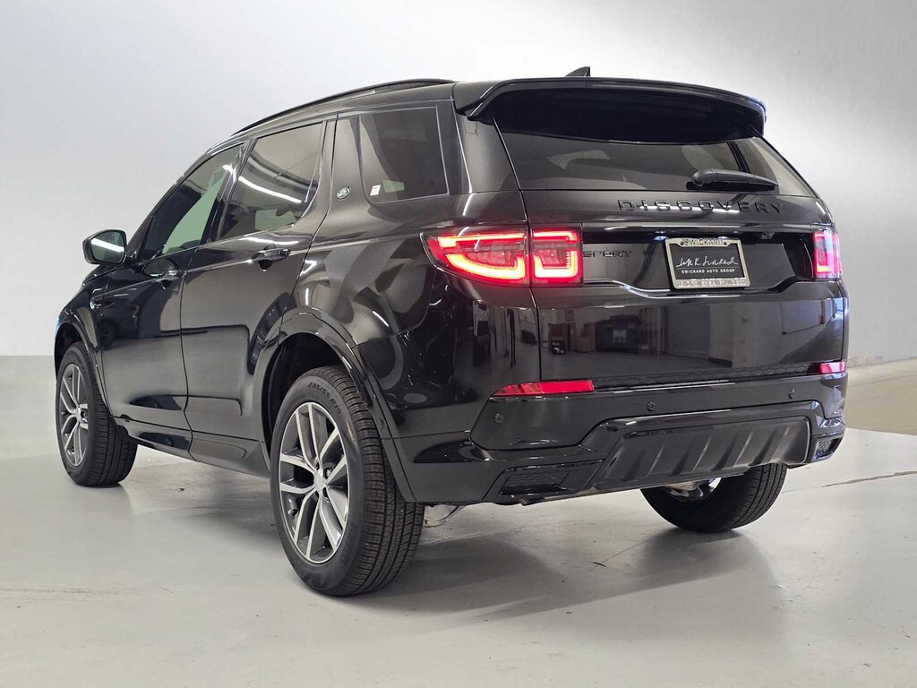New 2025 Land Rover Discovery Sport Dynamic SE 4WD