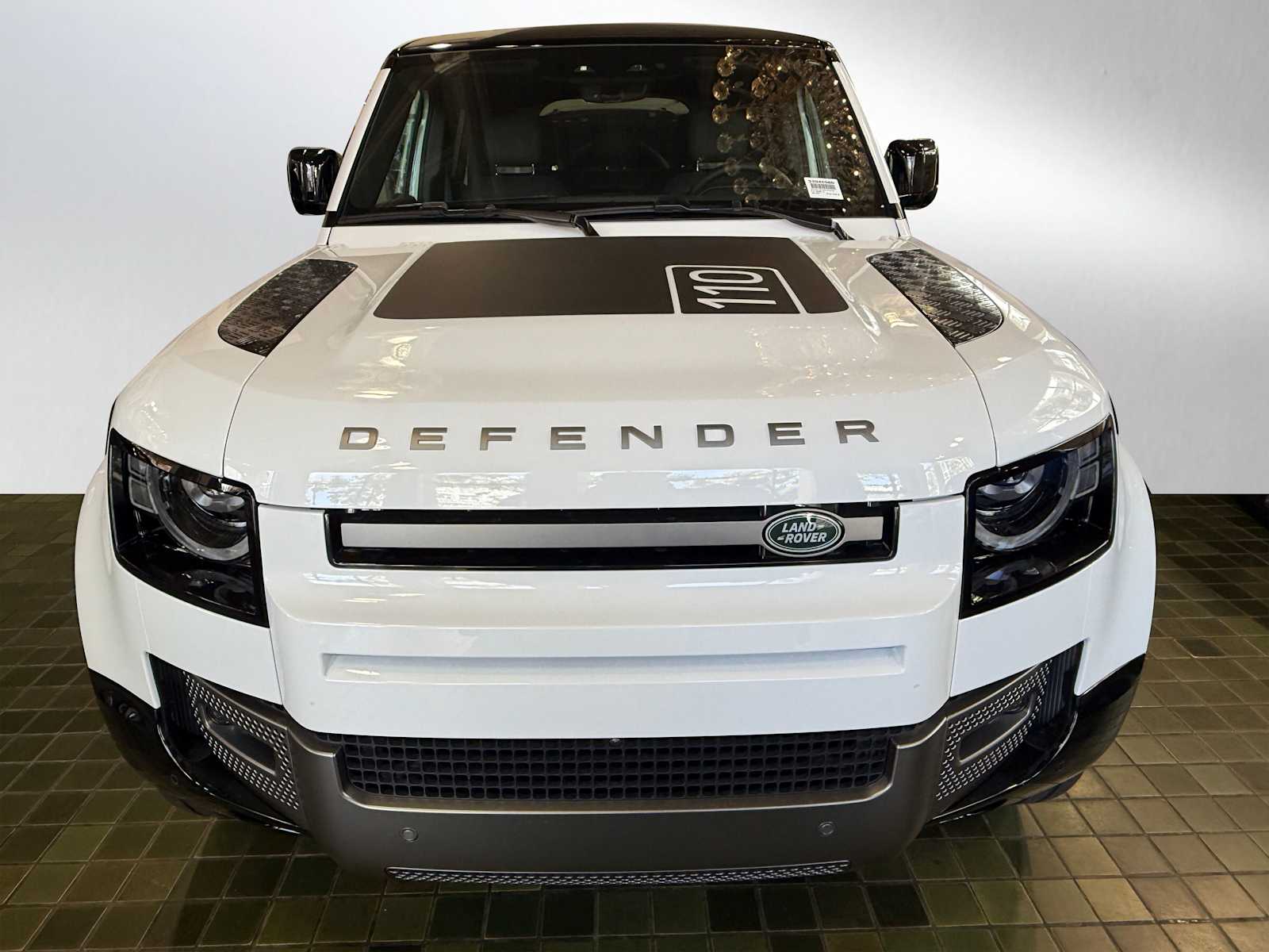 Image 8 of 2025 Land Rover Defender 110 X-Dynamic SE SUV