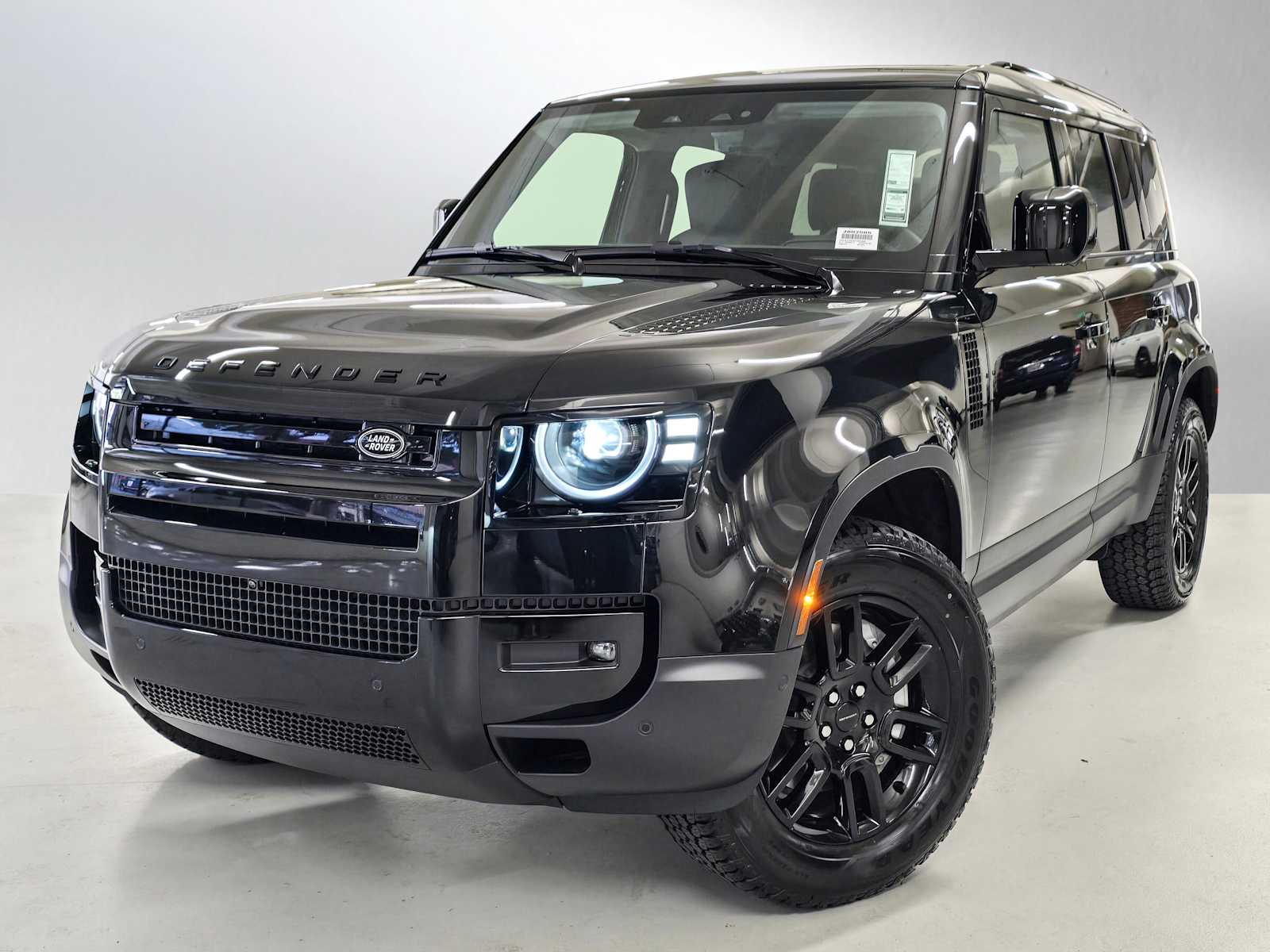 2026 Land Rover Defender 110 S P300's photo