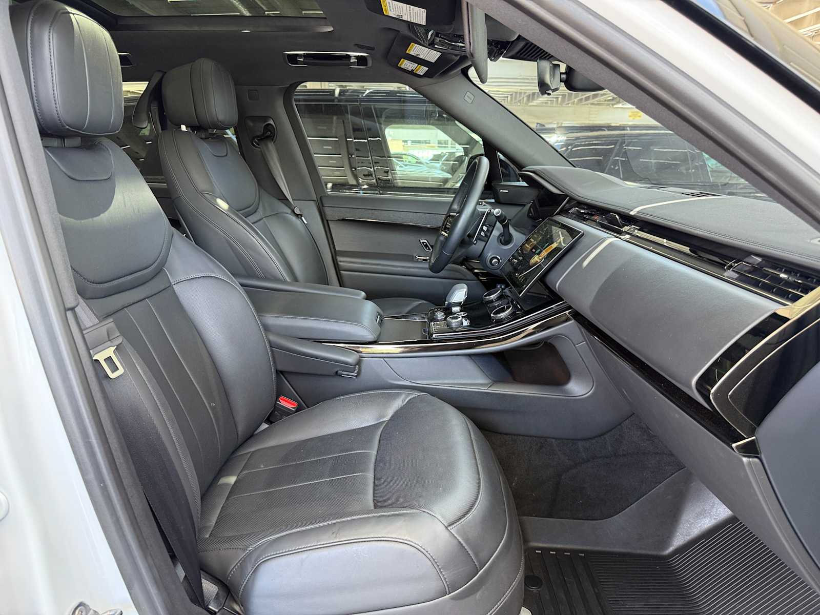 Image 7 of 2023 Land Rover Range Sport SE Dynamic SUV