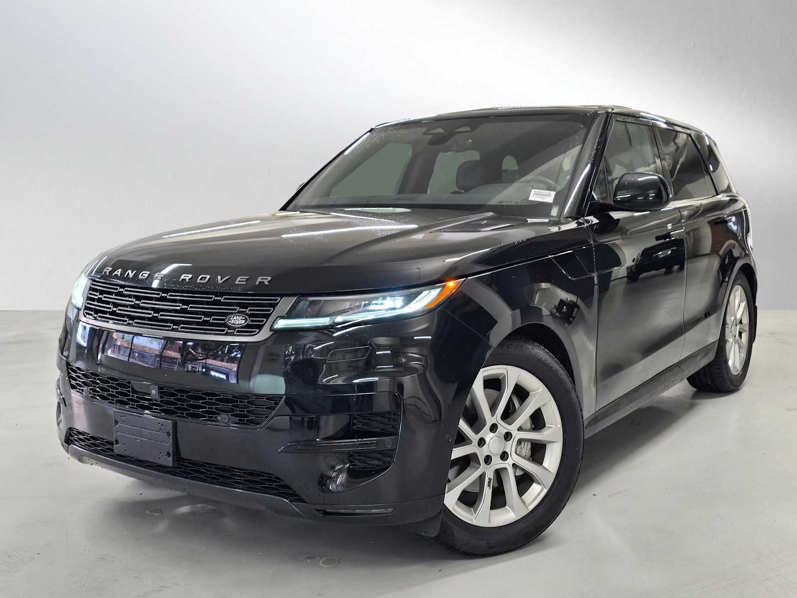 2025 Land Rover Range Rover Sport P360 SE MHEV's photo
