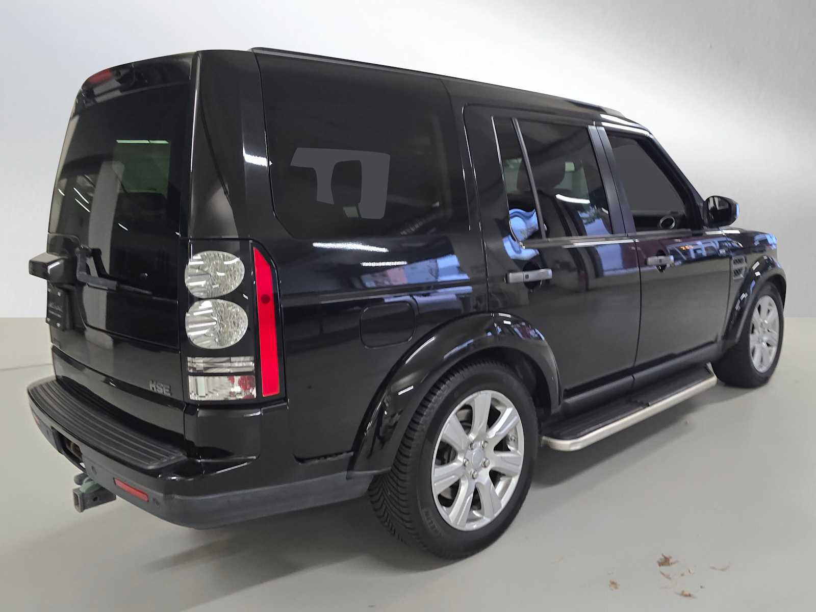 2016 Land Rover LR4 HSE photo 3