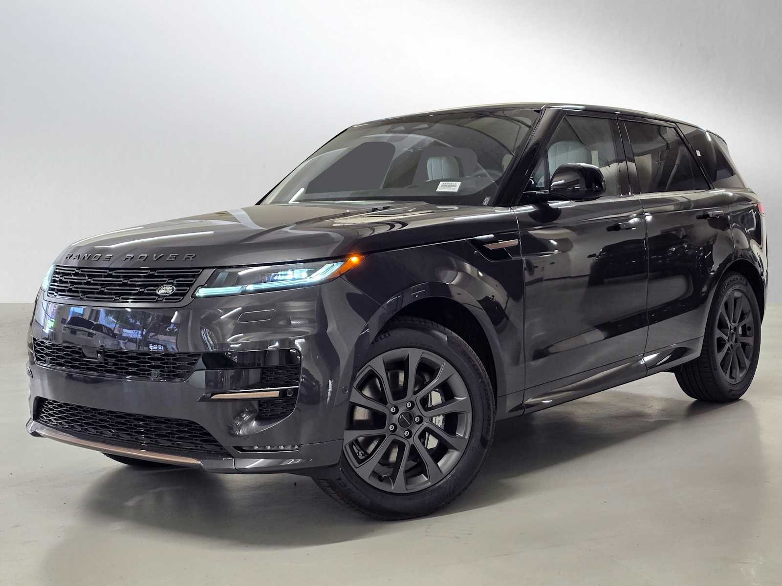 2026 Land Rover Range Rover Sport P400 MHEV Dynamic SE's photo
