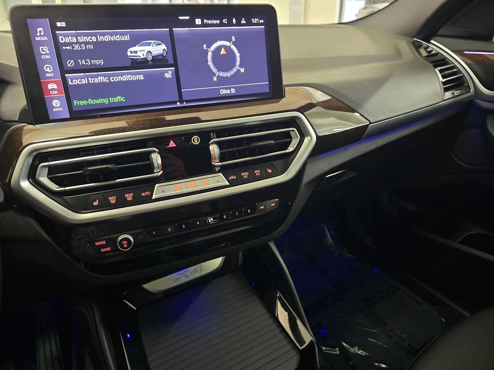 2025 BMW X4 30i - Photo 26