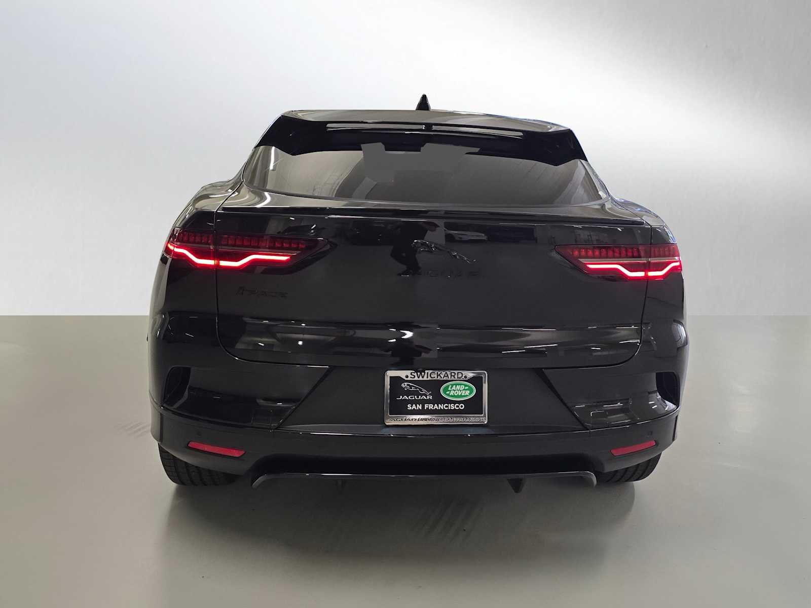 2023 Jaguar I-PACE HSE photo 4