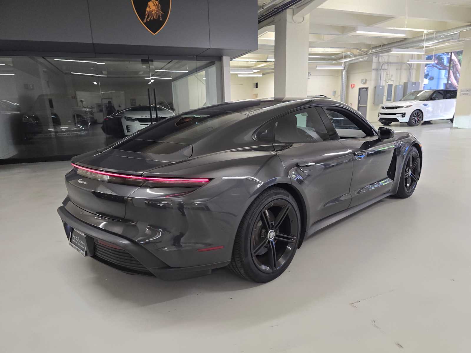 2022 Porsche Taycan Turbo photo 3