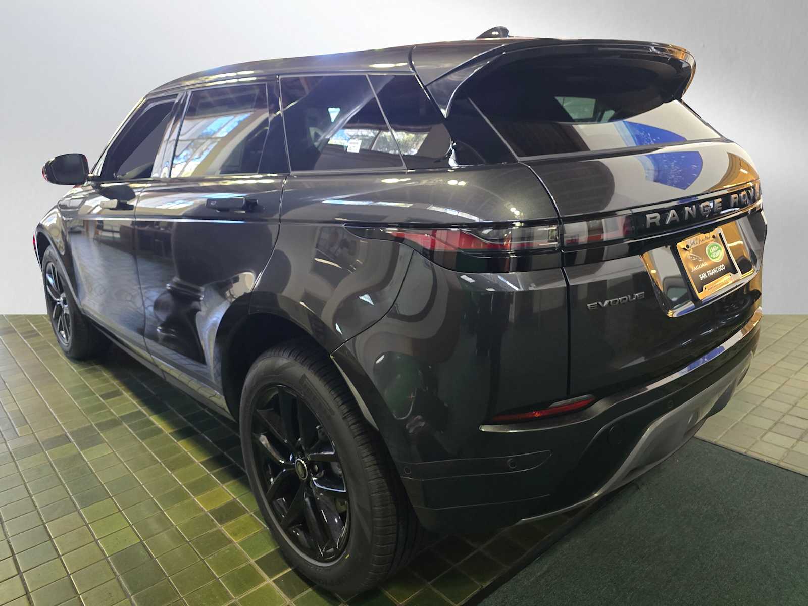2026 Land Rover Range Rover Evoque S photo 3