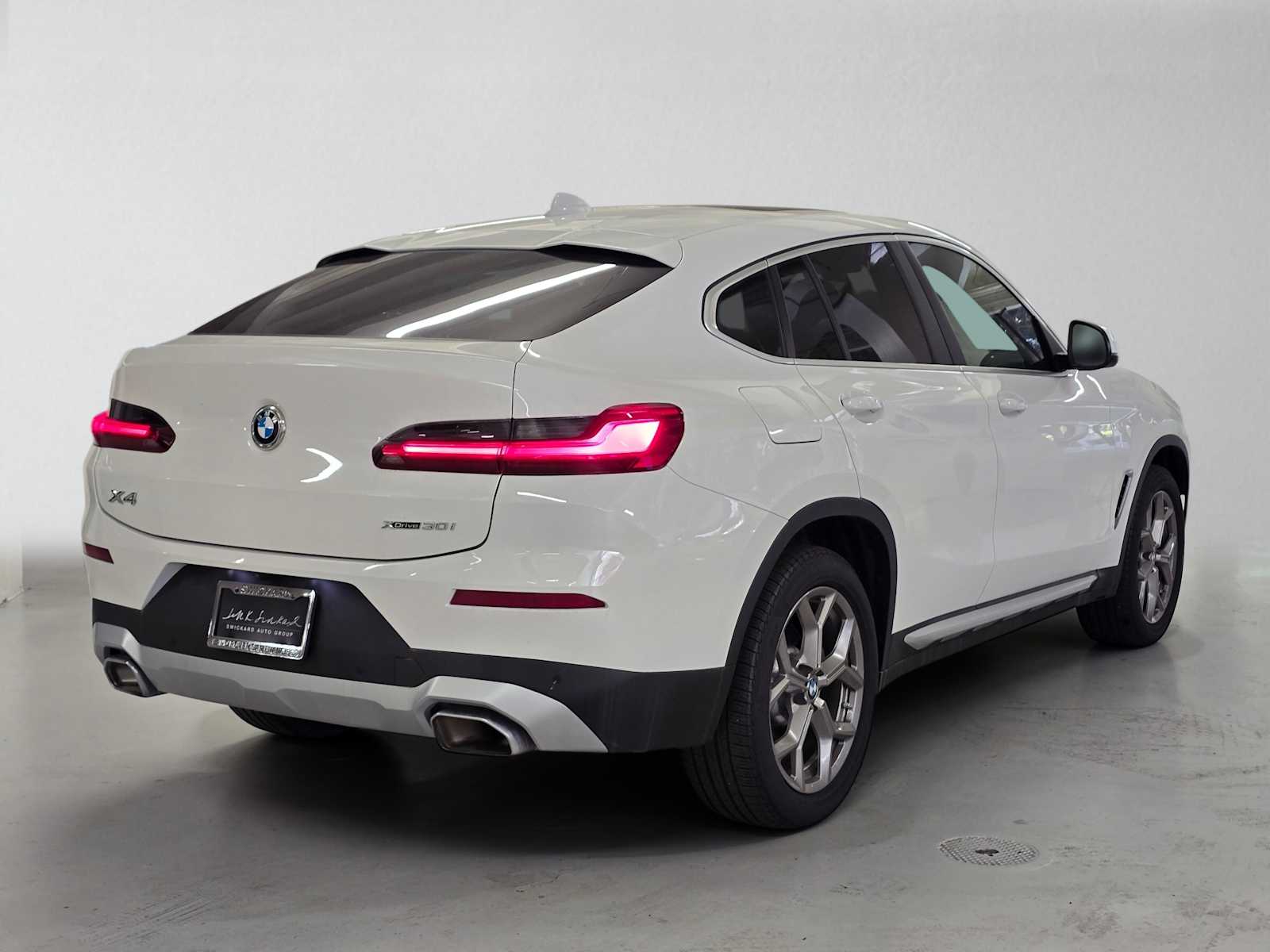2025 BMW X4 30i - Photo 5