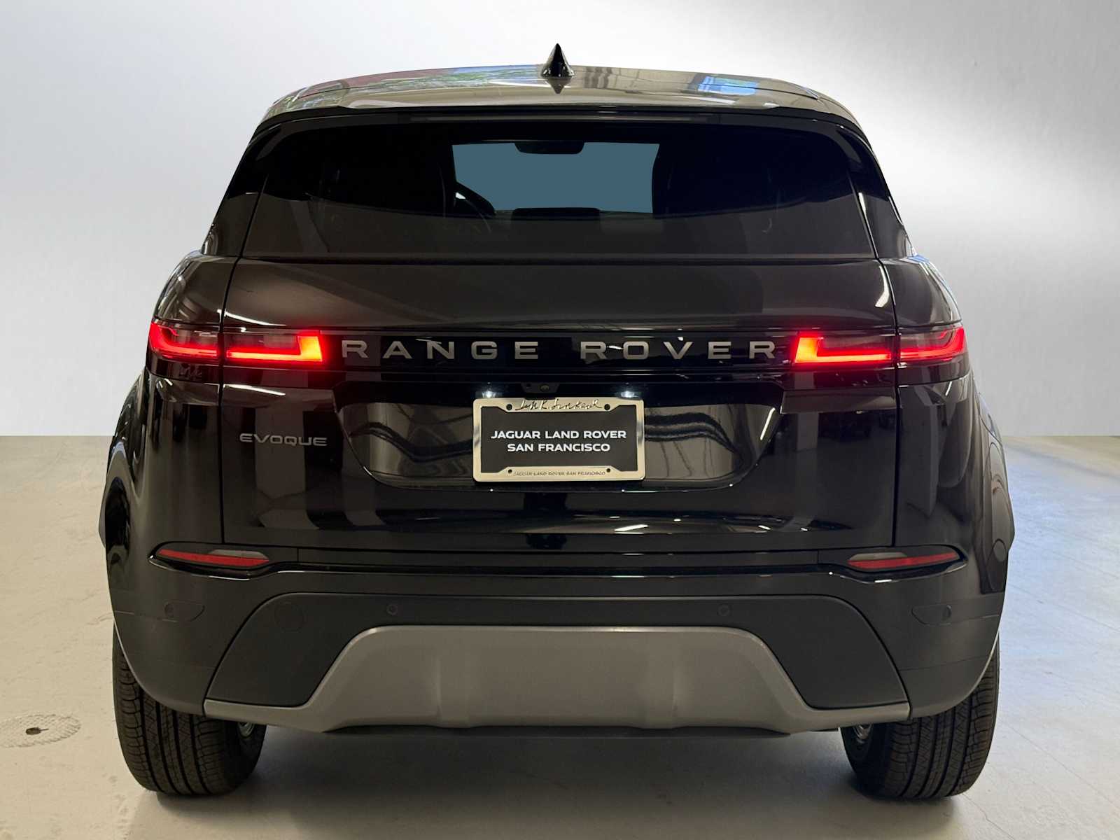 2026 Land Rover Range Rover Evoque S photo 4