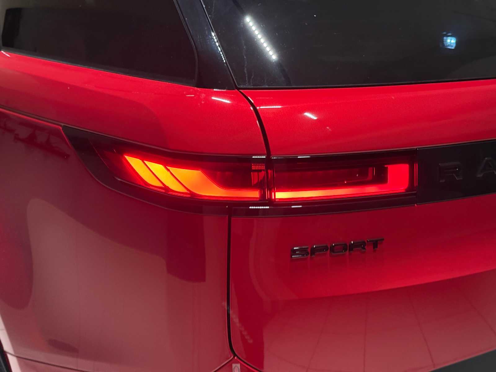 Image 10 of 2025 Land Rover Range Sport P360 SE SUV