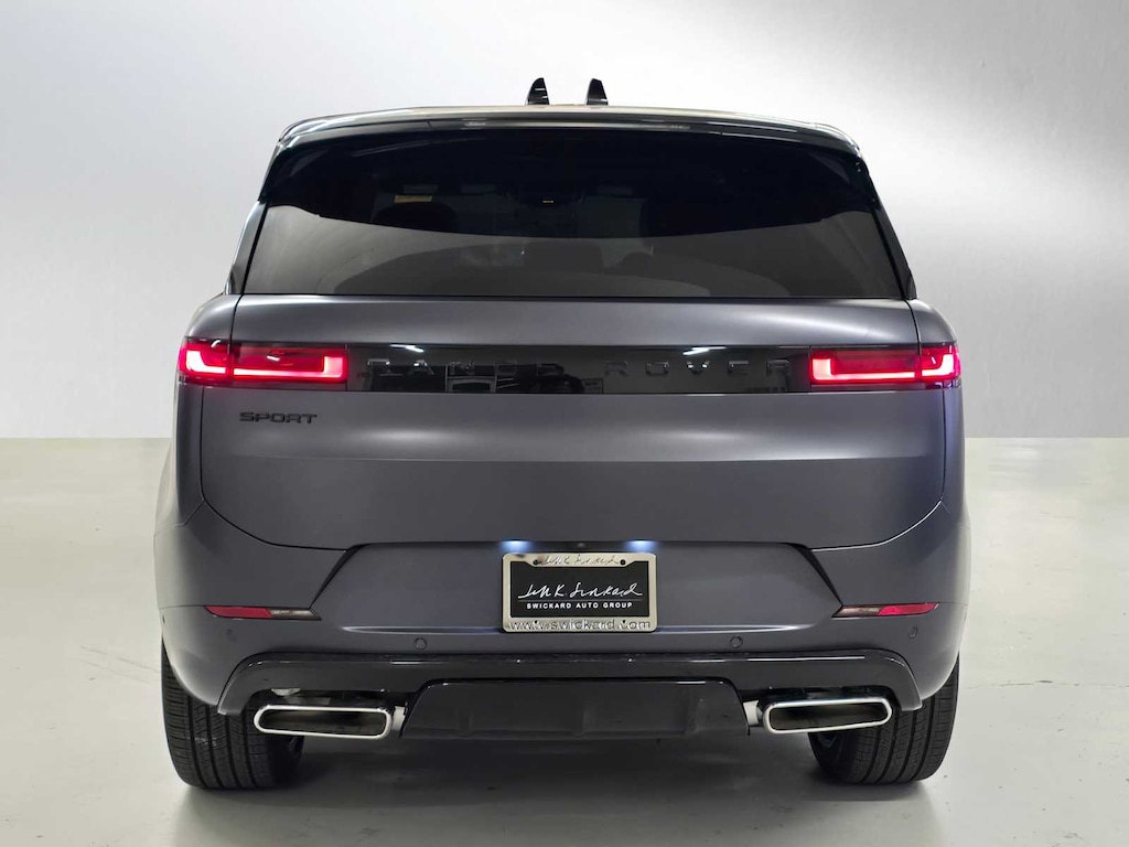 New 2025 Land Rover Range Rover Sport Dynamic SE