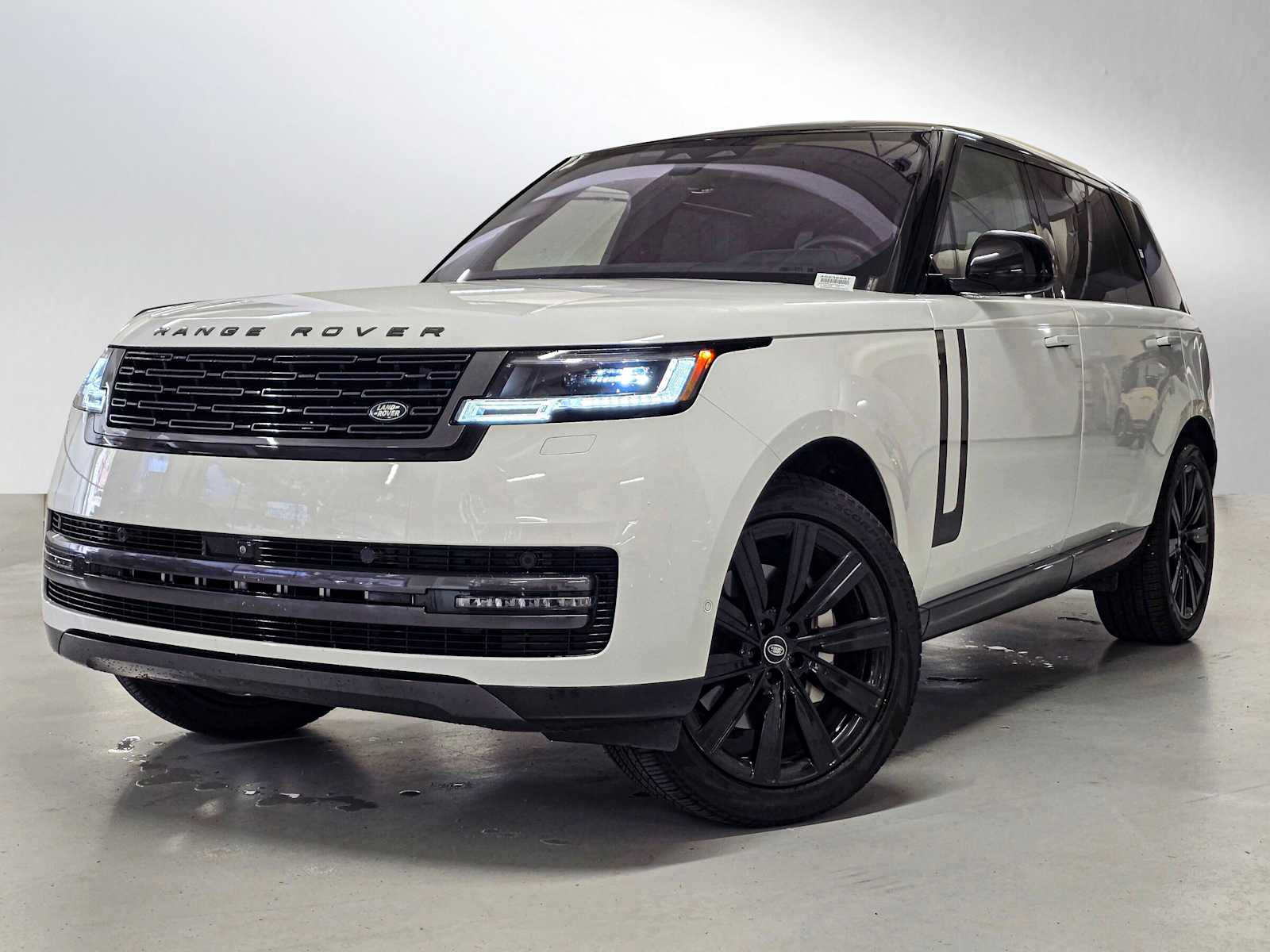 2023 Land Rover Range Rover 3.0 SE LWB 7's photo