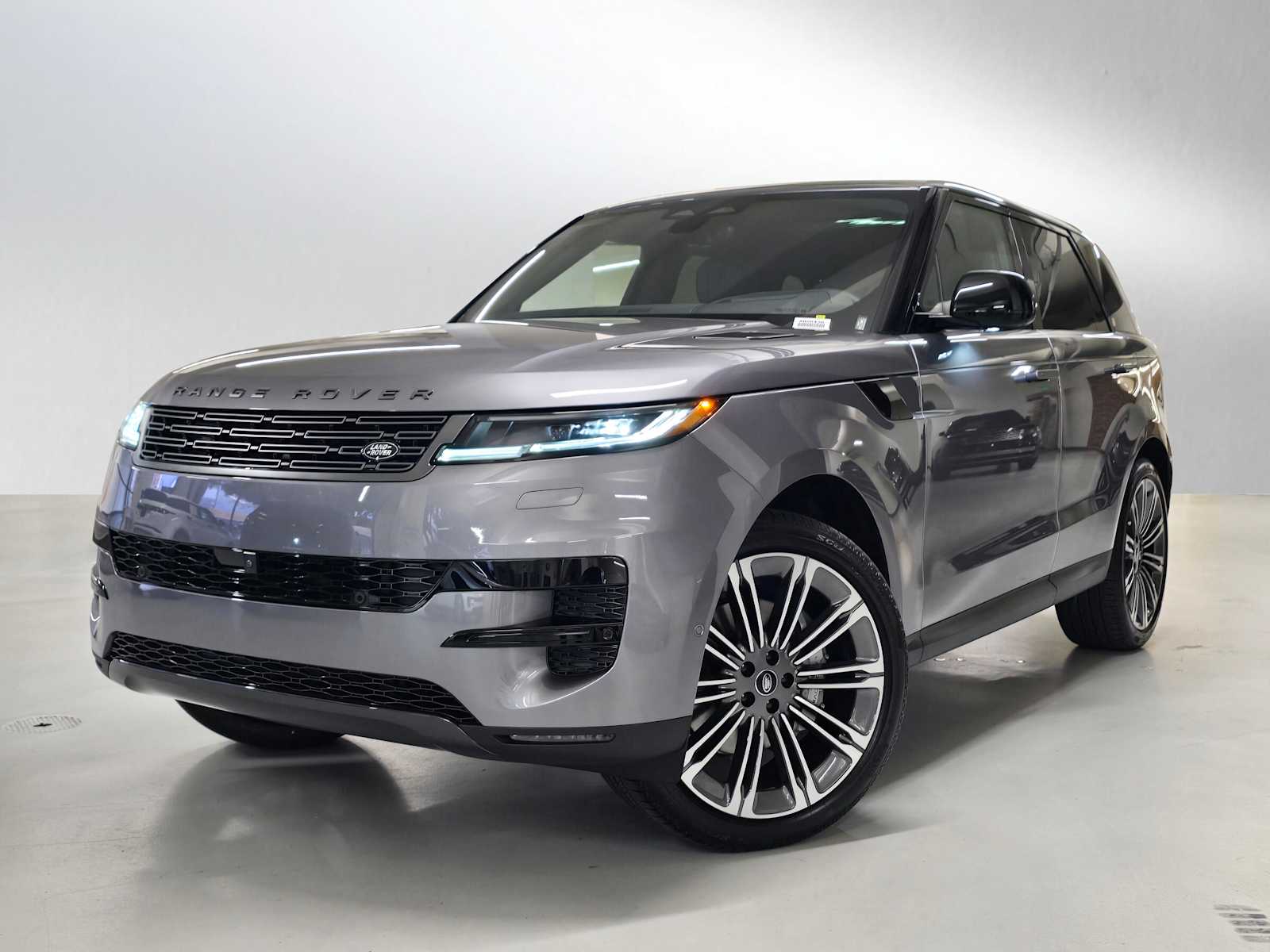 2025 Land Rover Range Rover Sport SE's photo
