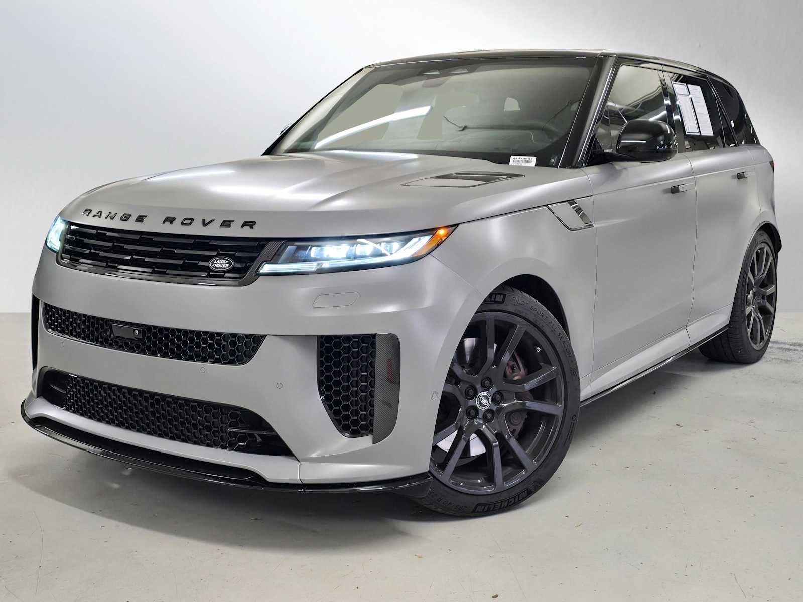 2025 Land Rover Range Rover Sport P635 MHEV SV Edition Two's photo