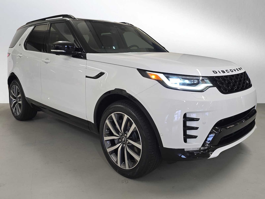 New 2025 Land Rover Discovery Dynamic SE SUV