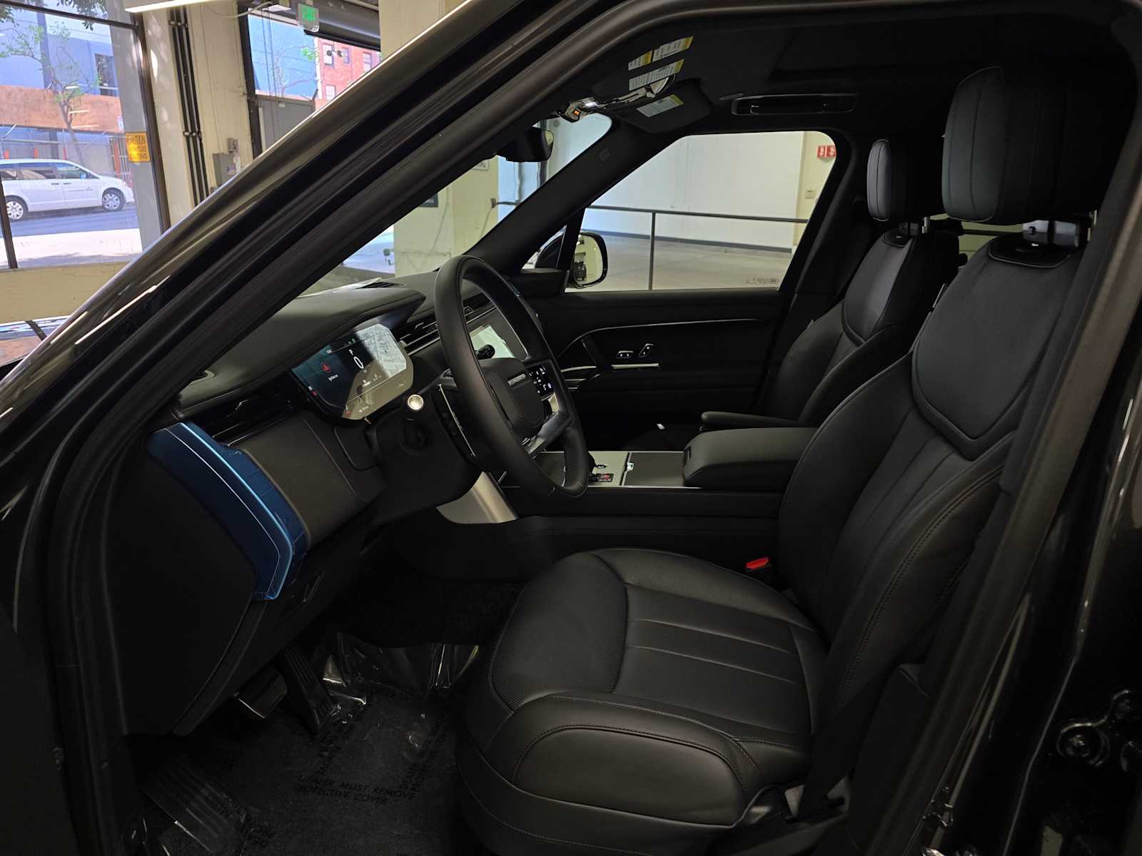 2026 Land Rover Range Rover SE - Photo 22