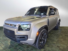 2025 Land Rover Defender 110 Octa SUV