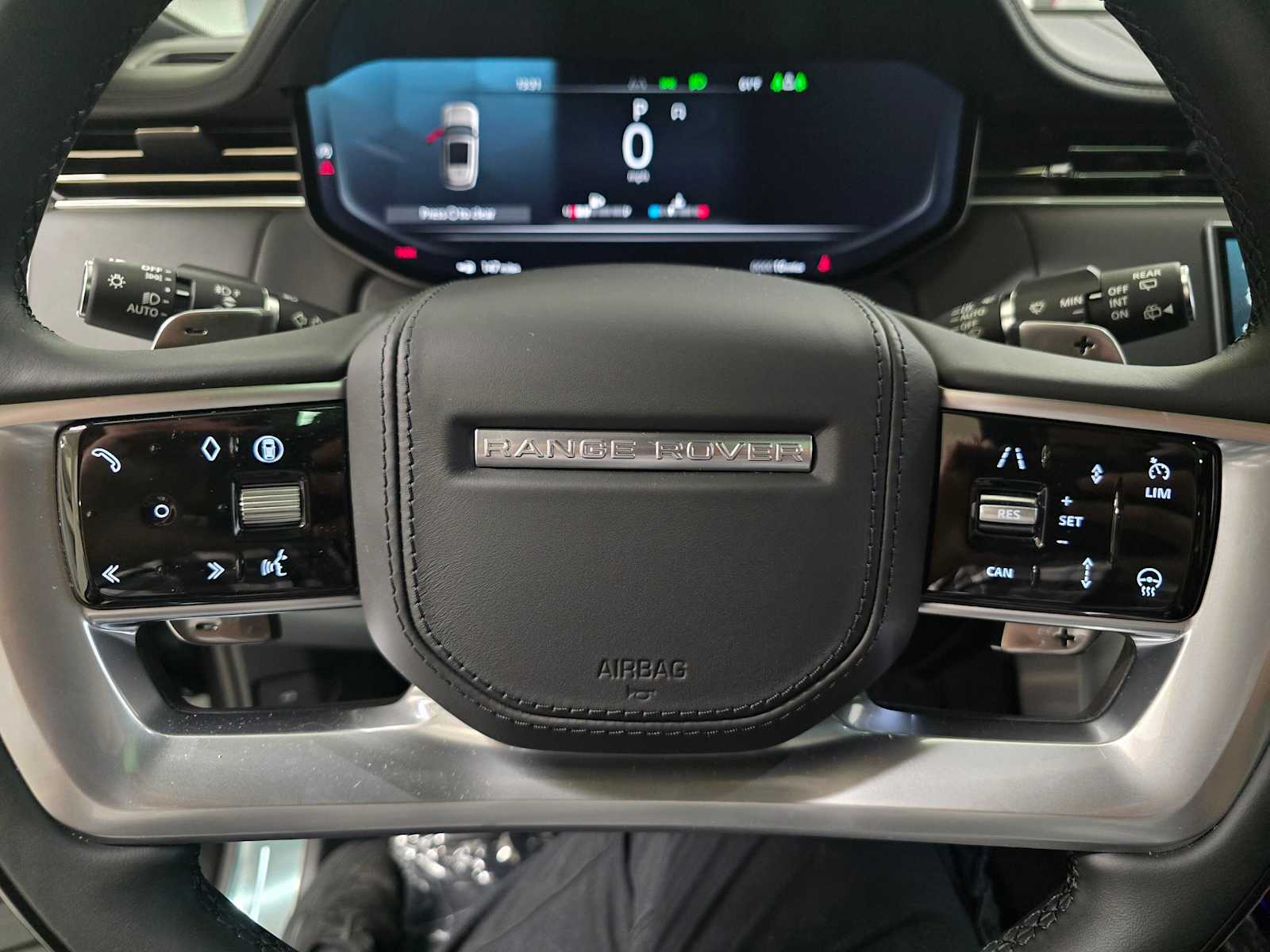 2026 Land Rover Range Rover SE - Photo 24