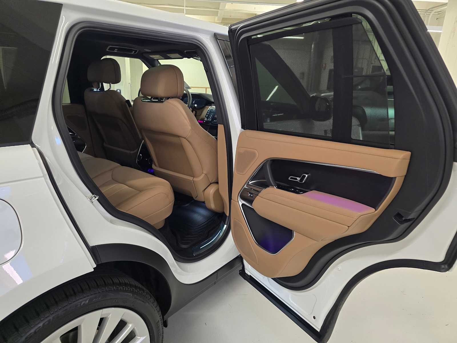 2026 Land Rover Range Rover SE - Photo 14