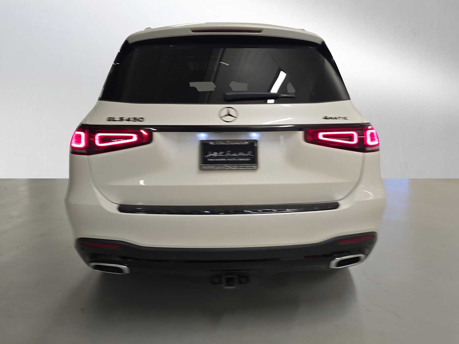 2022 Mercedes Benz GLS 450 4MATIC photo 4