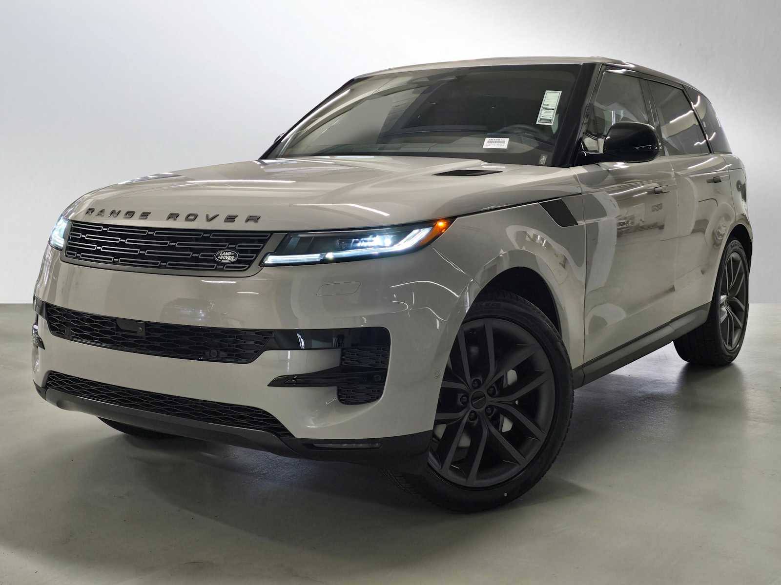 2026 Land Rover Range Rover Sport P360 SE MHEV's photo