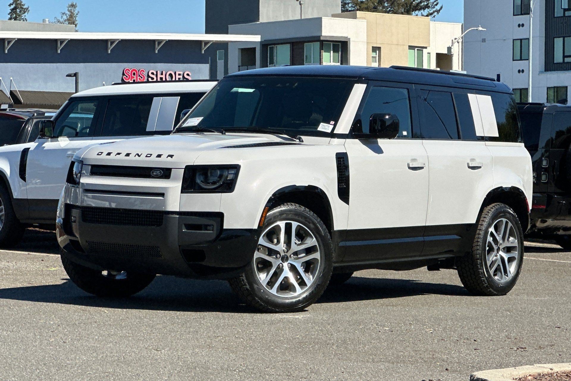  Land Rover Defender 110