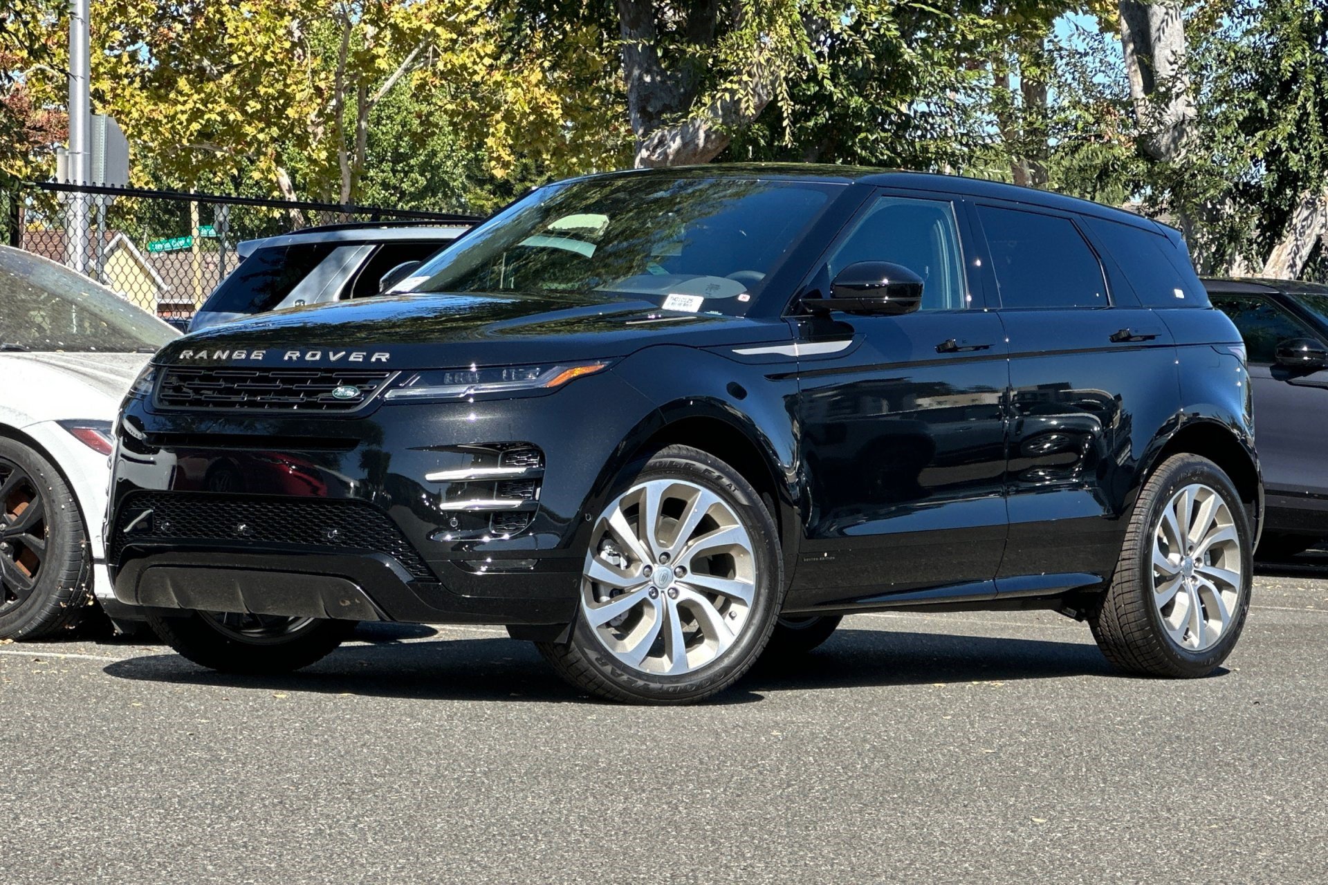 2026 Land Rover Range Rover Evoque Hoxton Edition Range Rover Evoque Hoxton Edition SUV