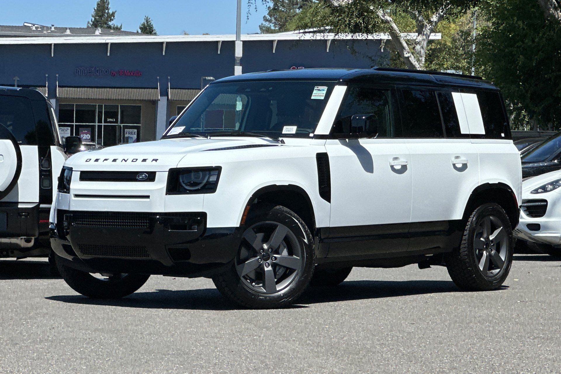  Land Rover Defender 110