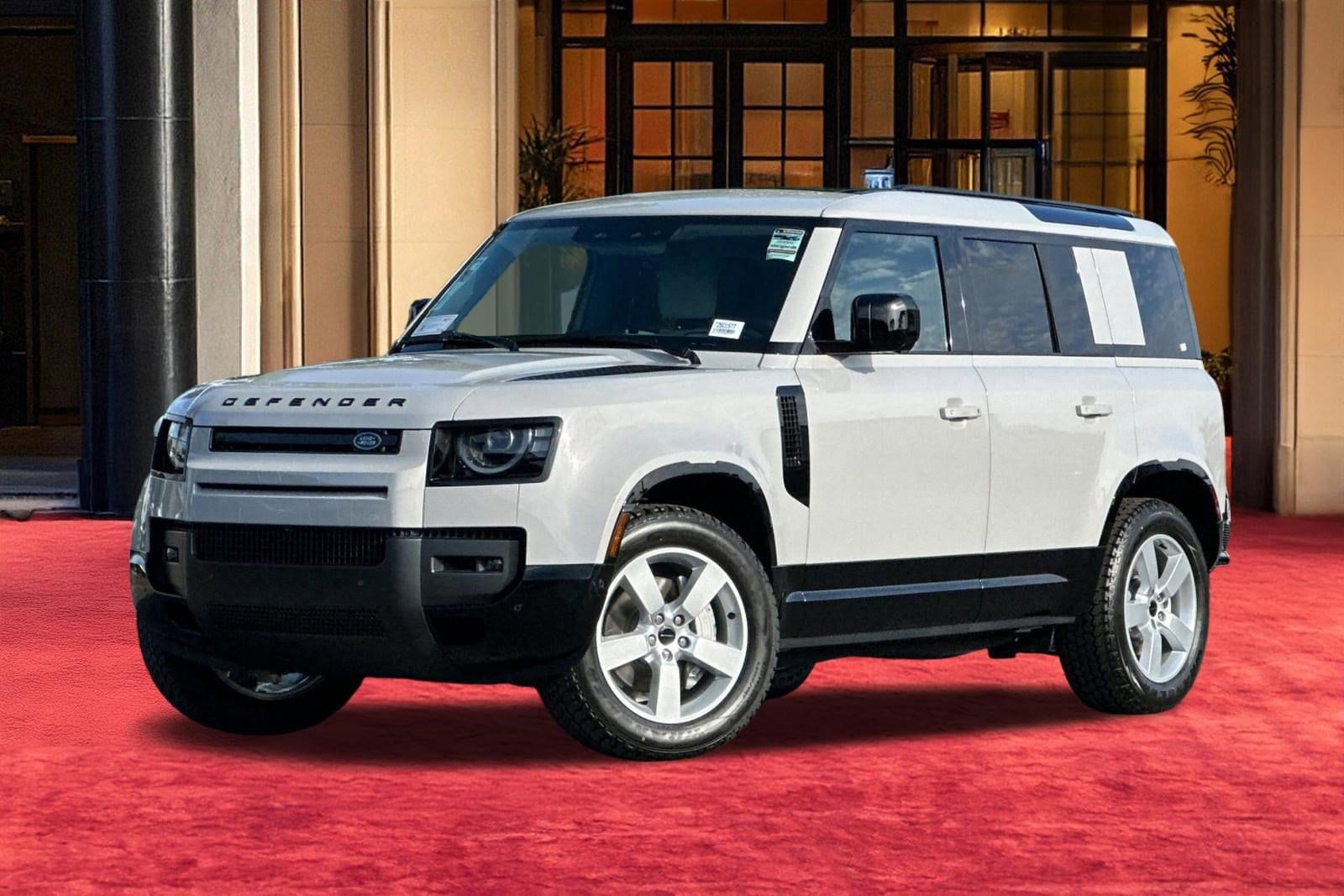 2026 Land Rover Defender 110 X-Dynamic SE P400's photo