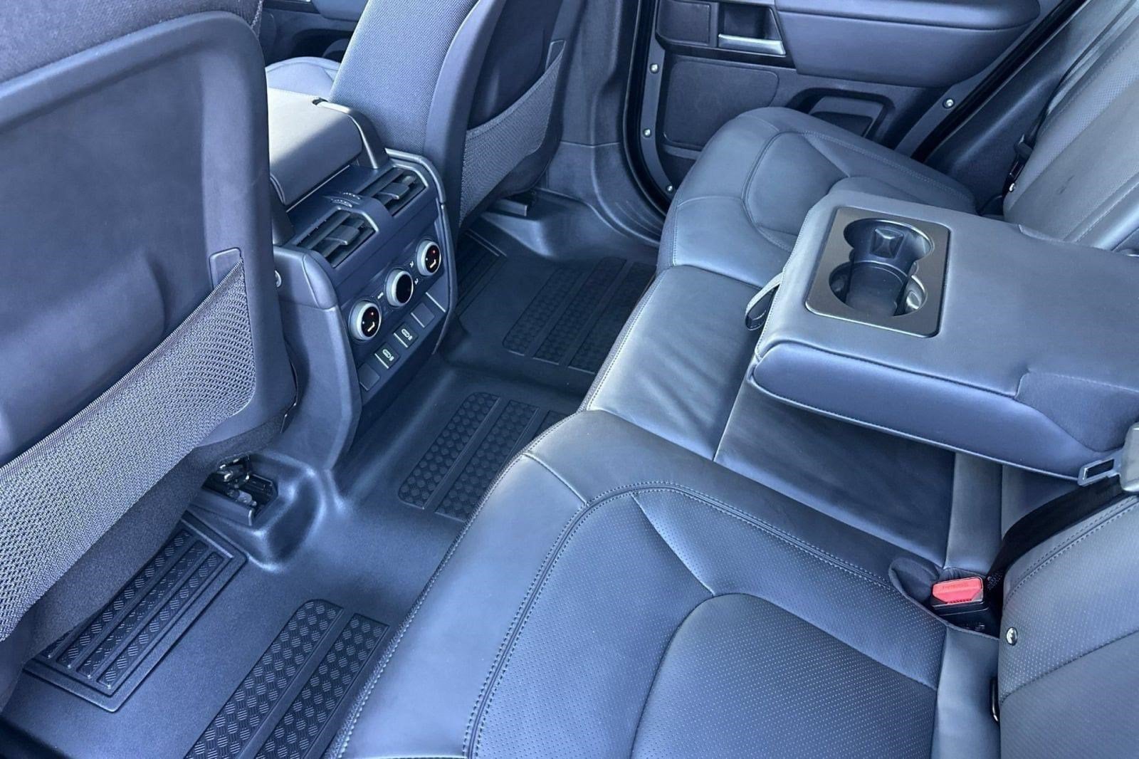 2026 Land Rover Defender V8 - Photo 23