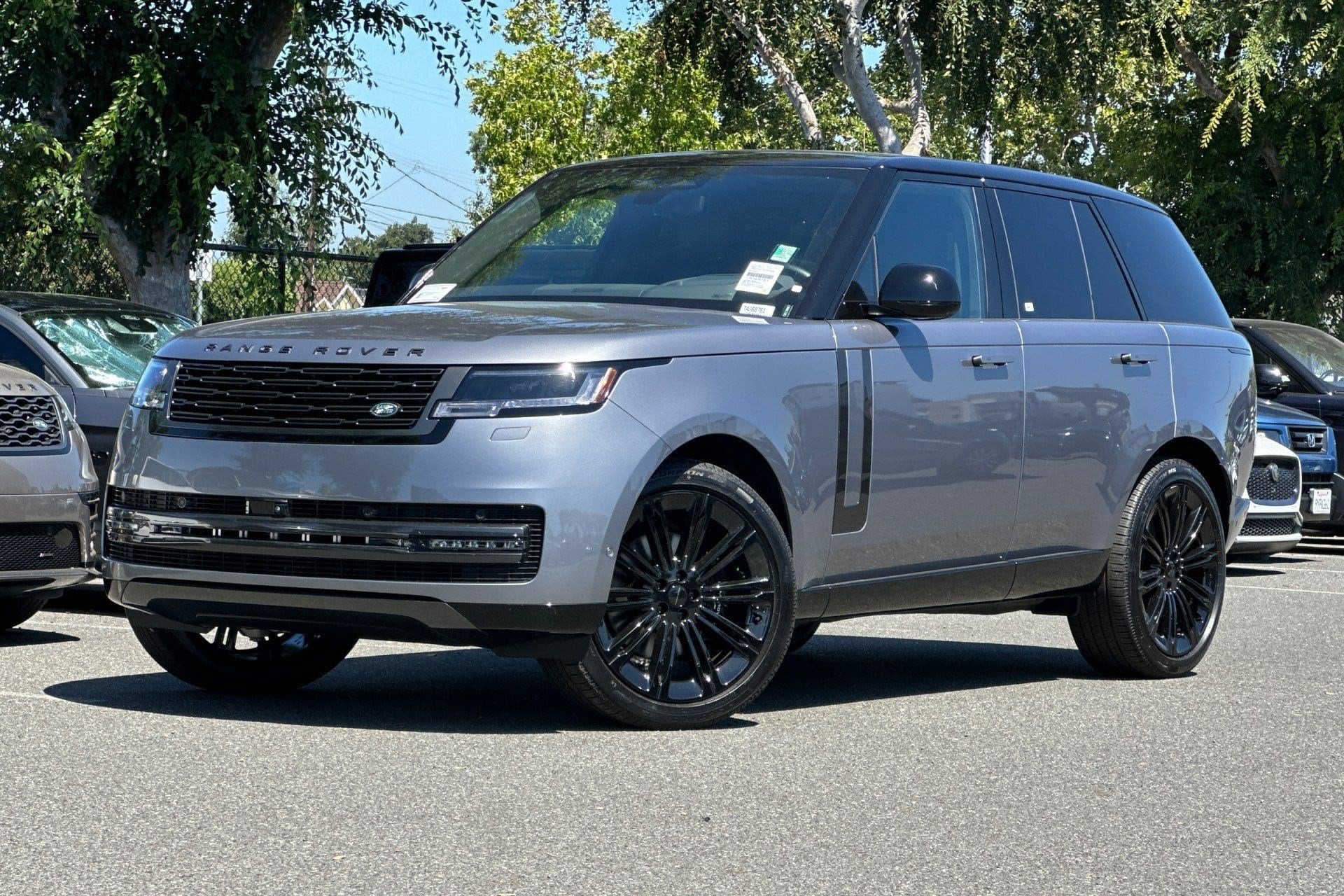 2026 Land Rover Range Rover SUV 