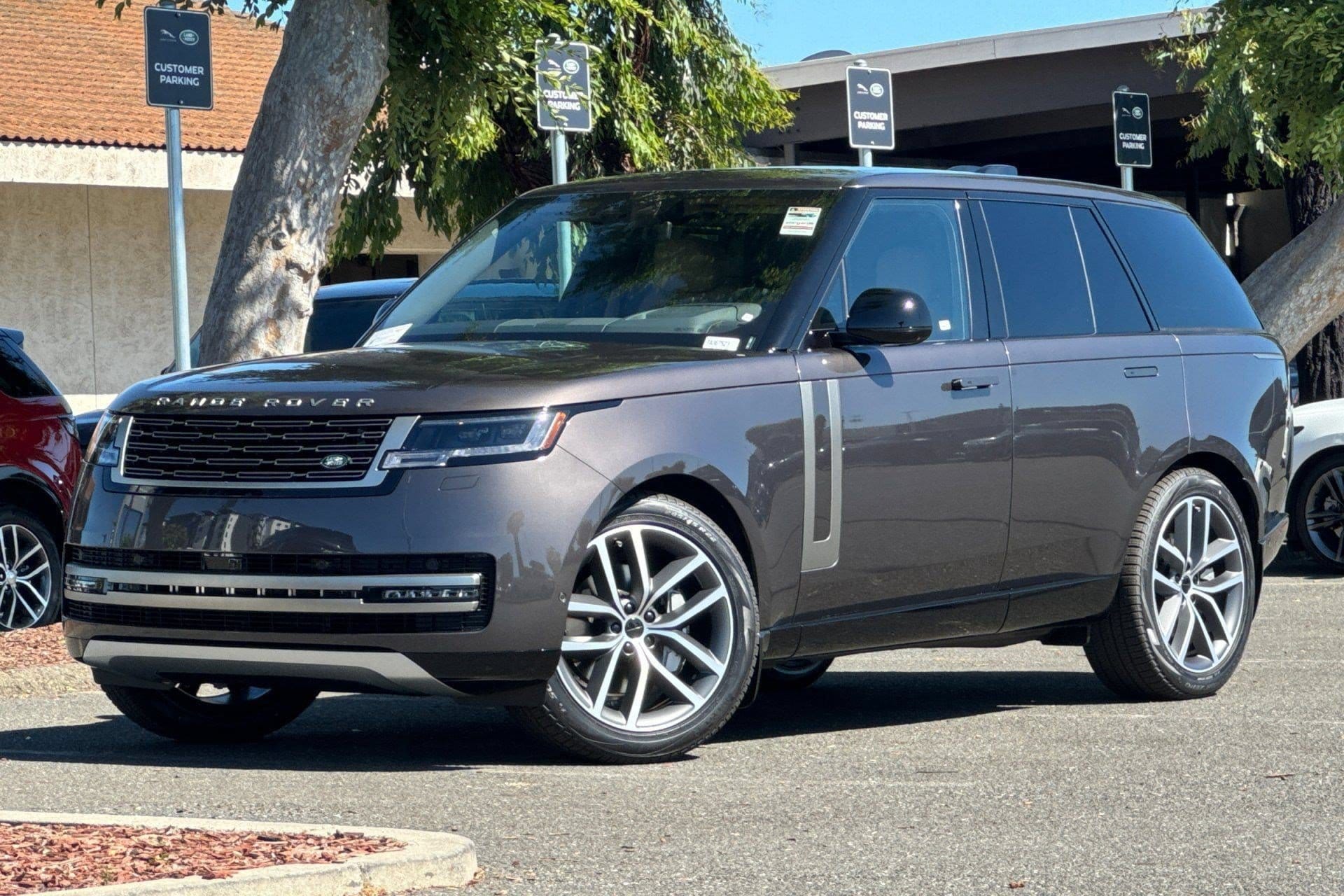 2026 Land Rover Range Rover SUV 