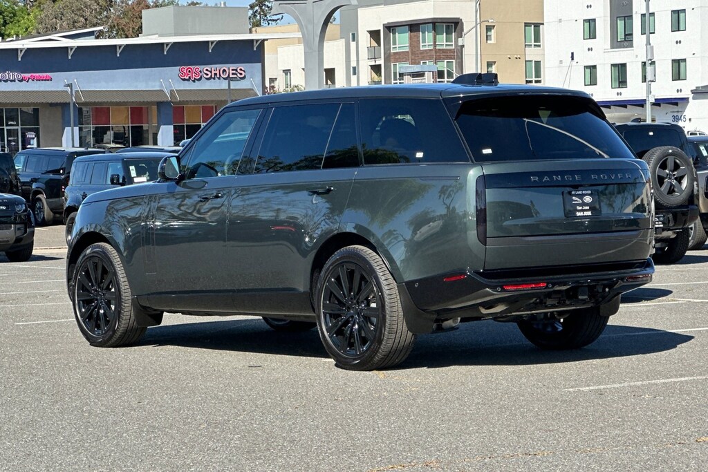 New 2026 Land Rover Range Rover P400 SE 7 Seat SUV