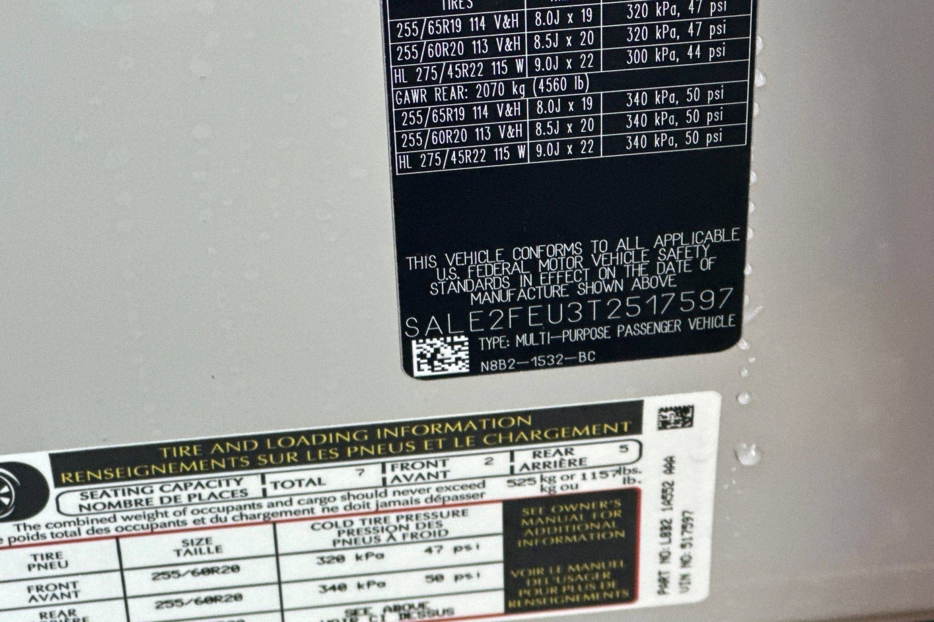 2026 Land Rover Defender X-Dynamic SE - Photo 22