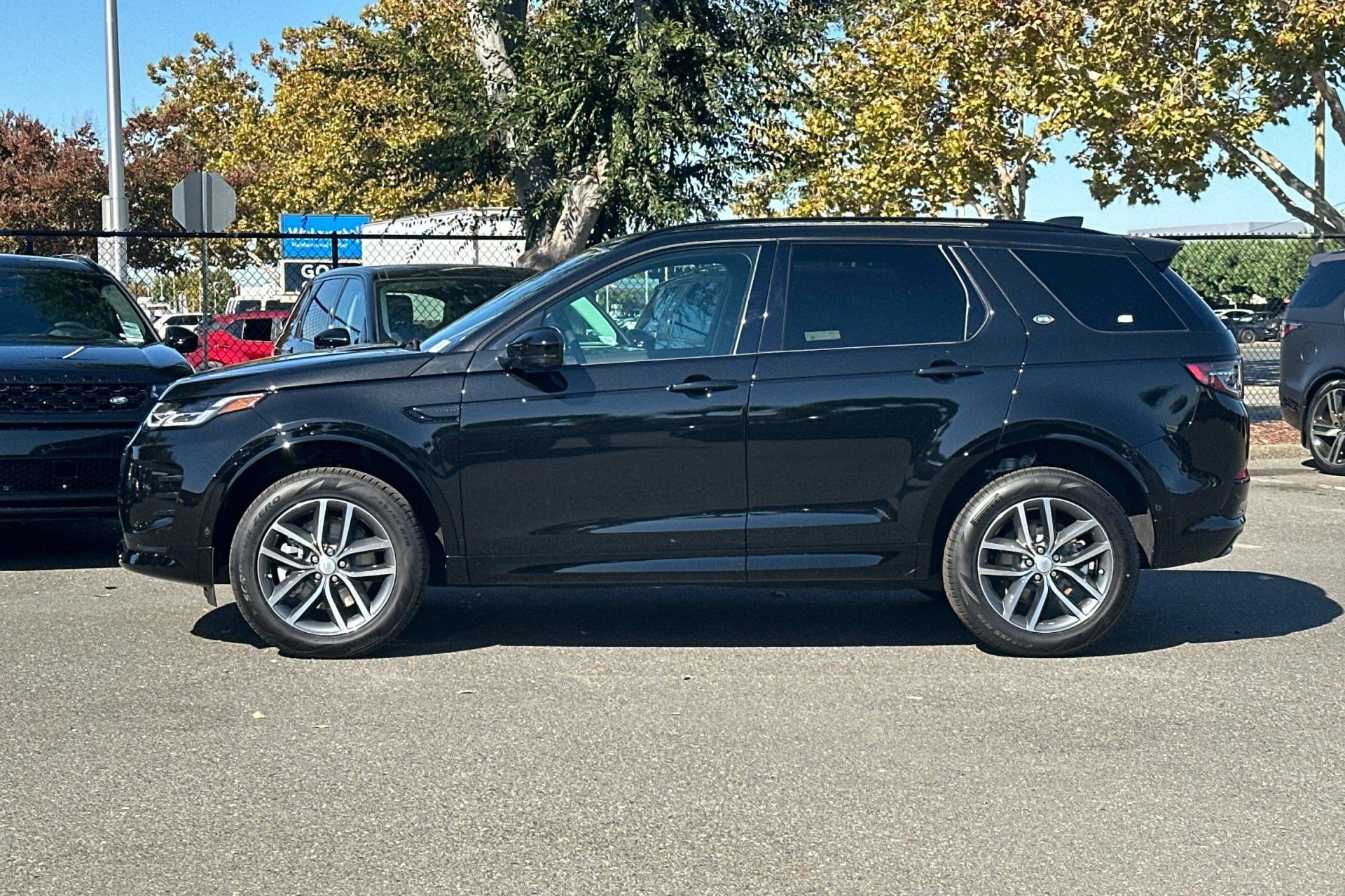 2026 Land Rover Discovery Sport Landmark Discovery Sport Landmark SUV