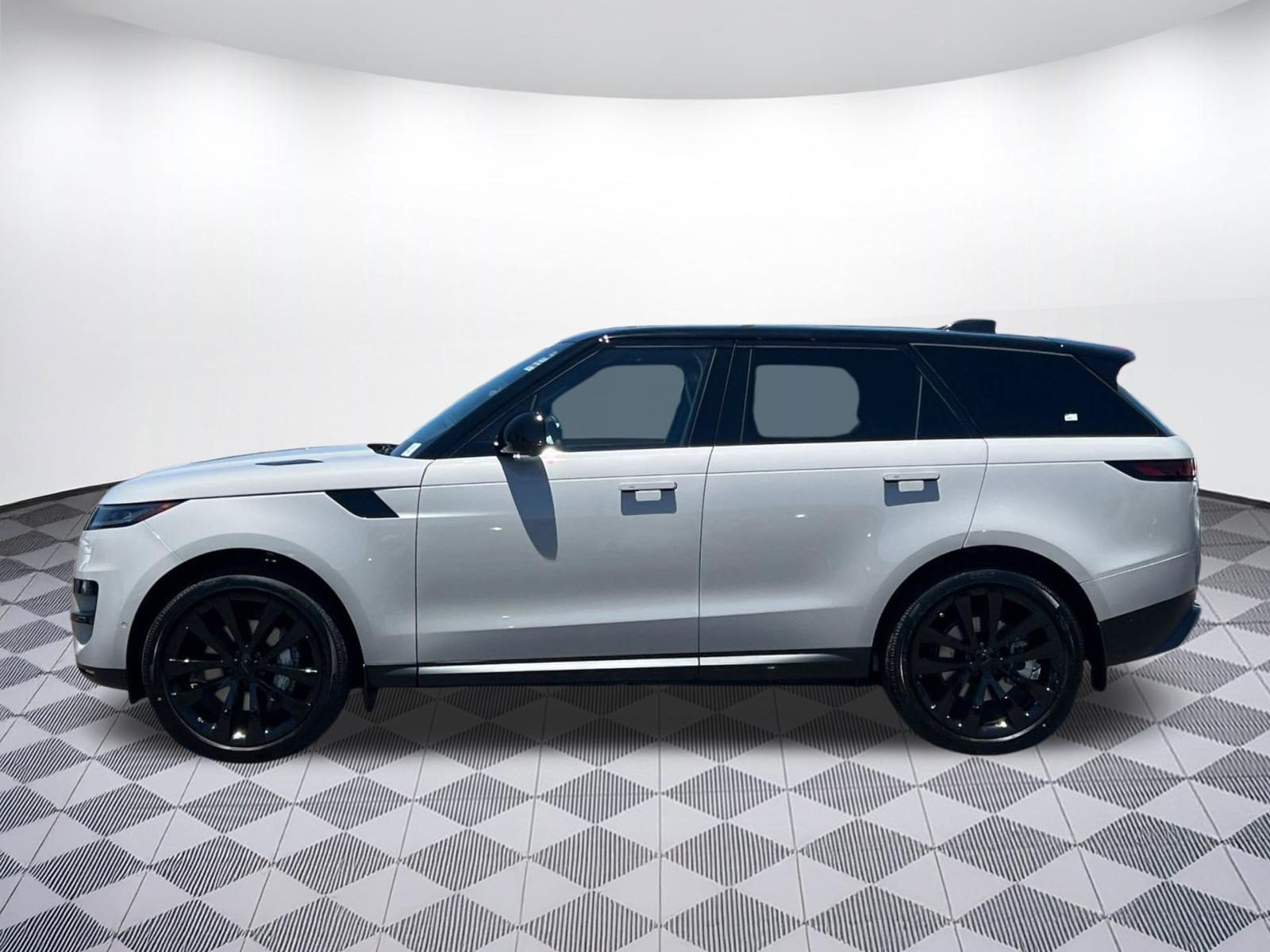 2026 Land Rover Range Rover Sport SE SUV