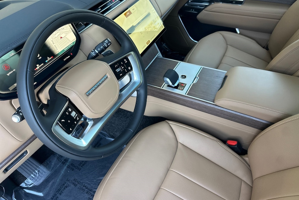 New 2026 Land Rover Range Rover SE 7 Seats SUV