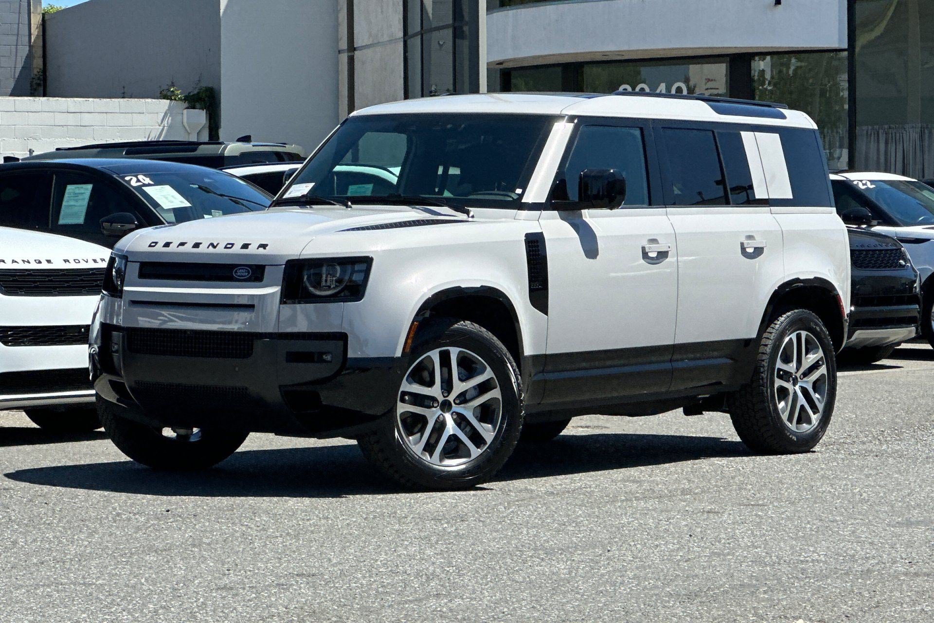  Land Rover Defender 110