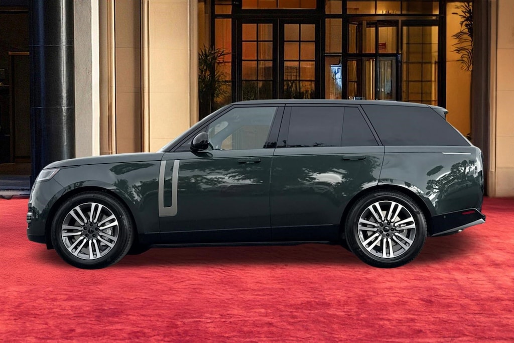 New 2026 Land Rover Range Rover SE SUV