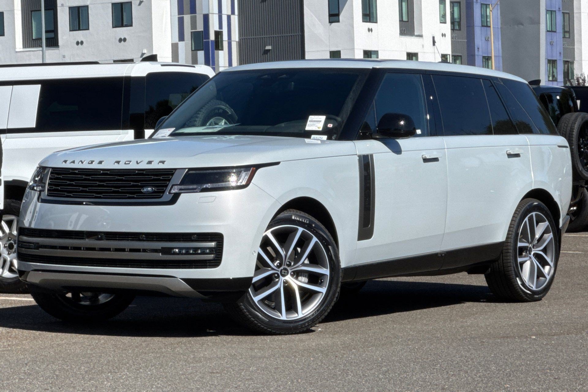  Land Rover Range Rover SE LWB7 P400