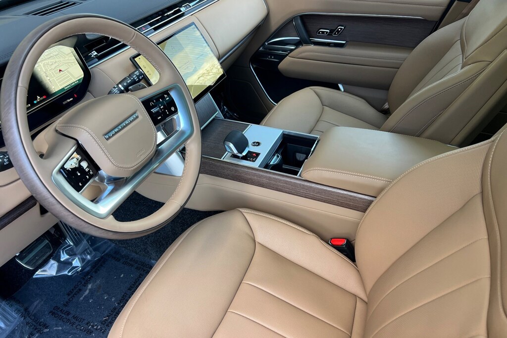 New 2026 Land Rover Range Rover P530 SE 7 Seat SUV