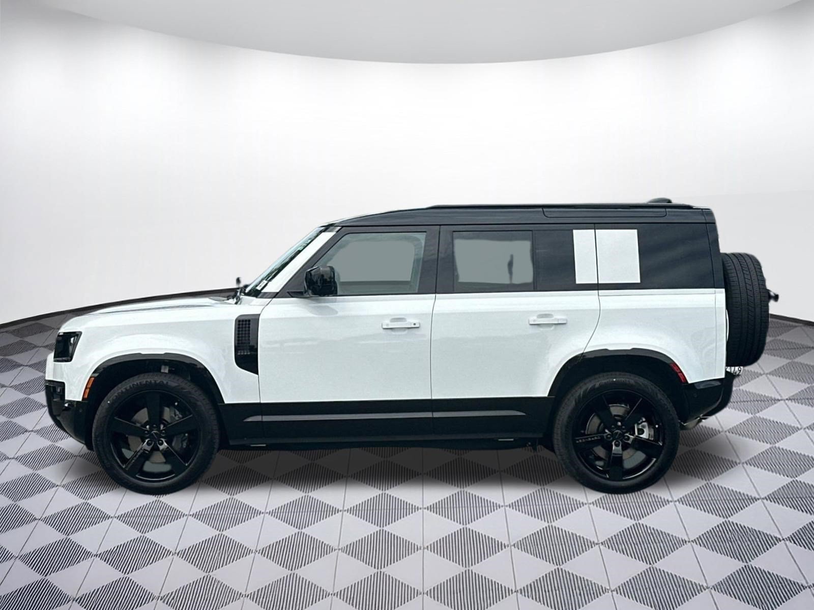 2026 Land Rover Defender 110 X-Dynamic SE SUV