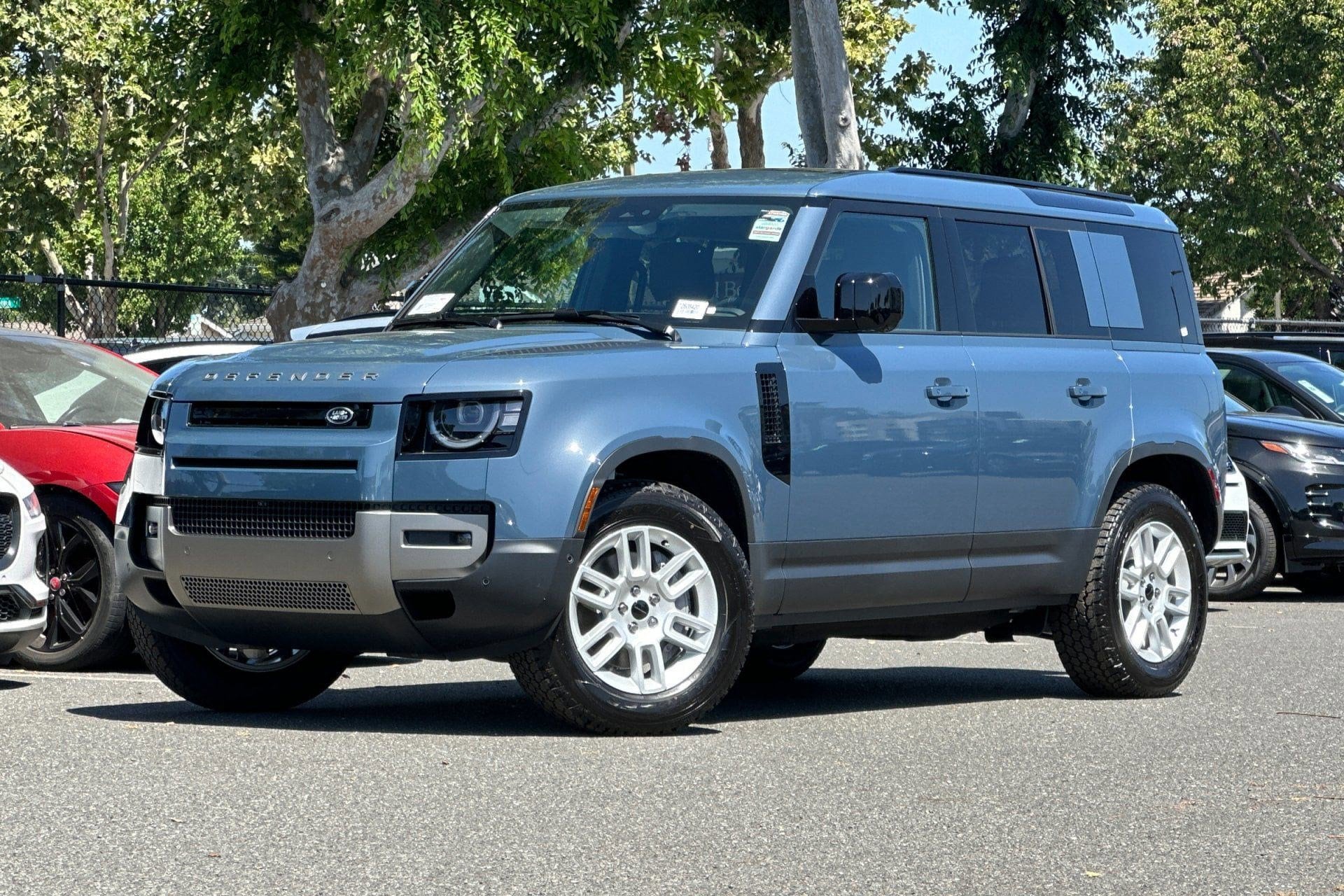 2026 Land Rover Defender 110 S P300's photo