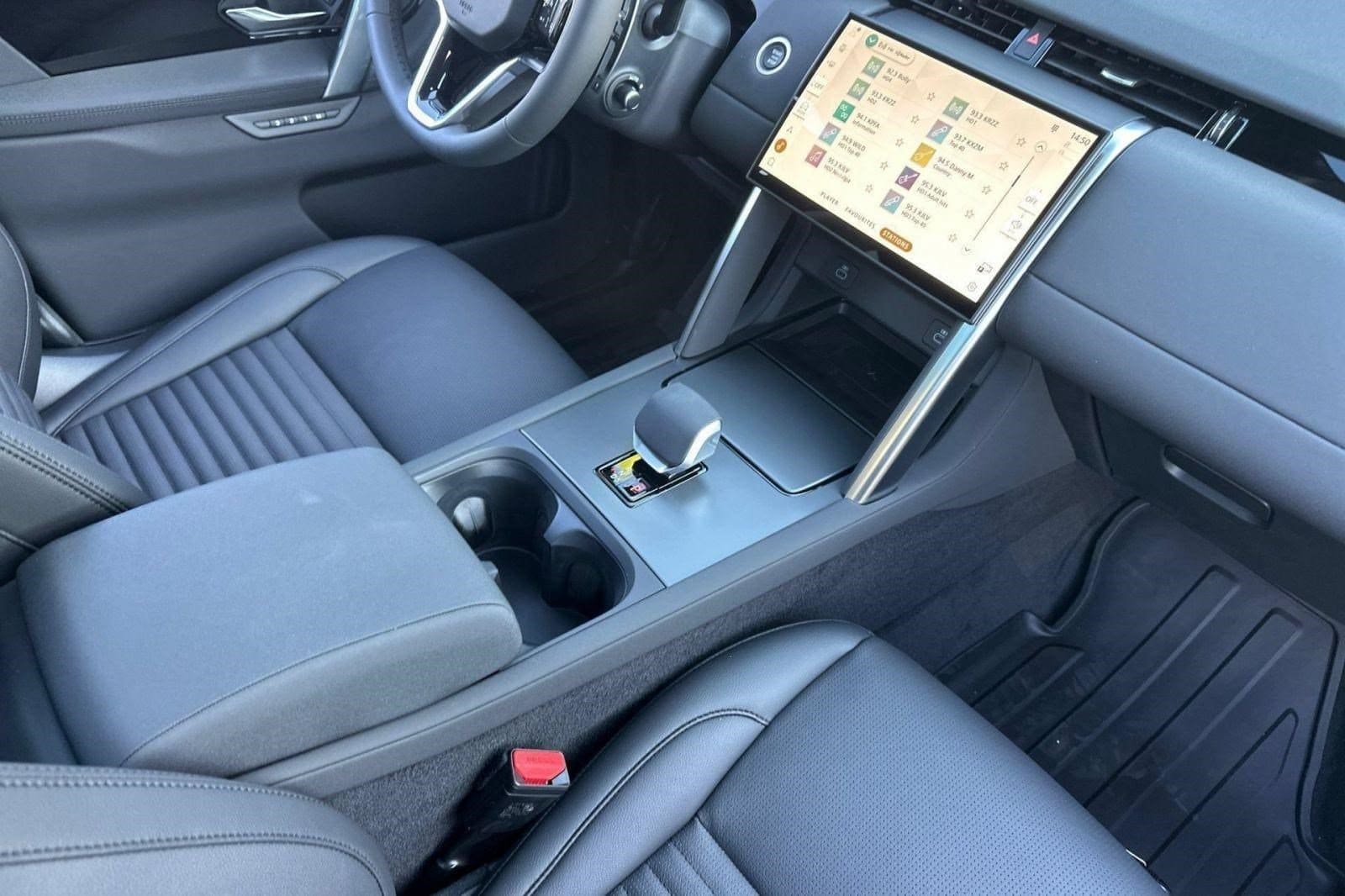 2025 Land Rover Discovery Sport S - Photo 15