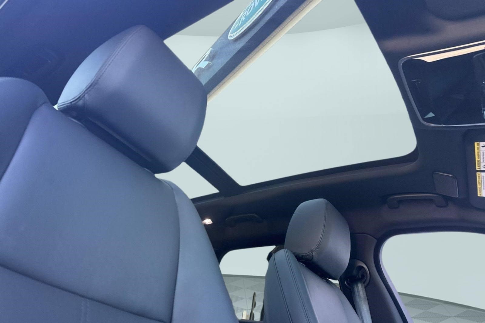 2026 Land Rover Range Rover Velar Dynamic SE - Photo 14