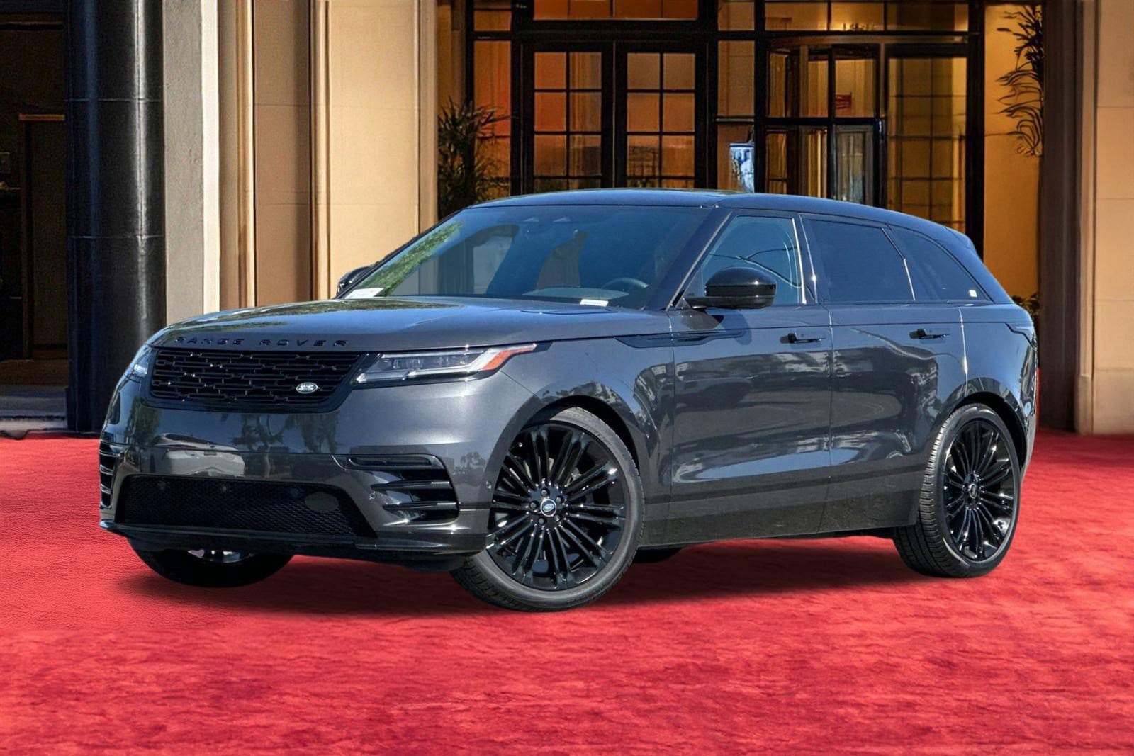 2026 Land Rover Range Rover Velar Dynamic SE