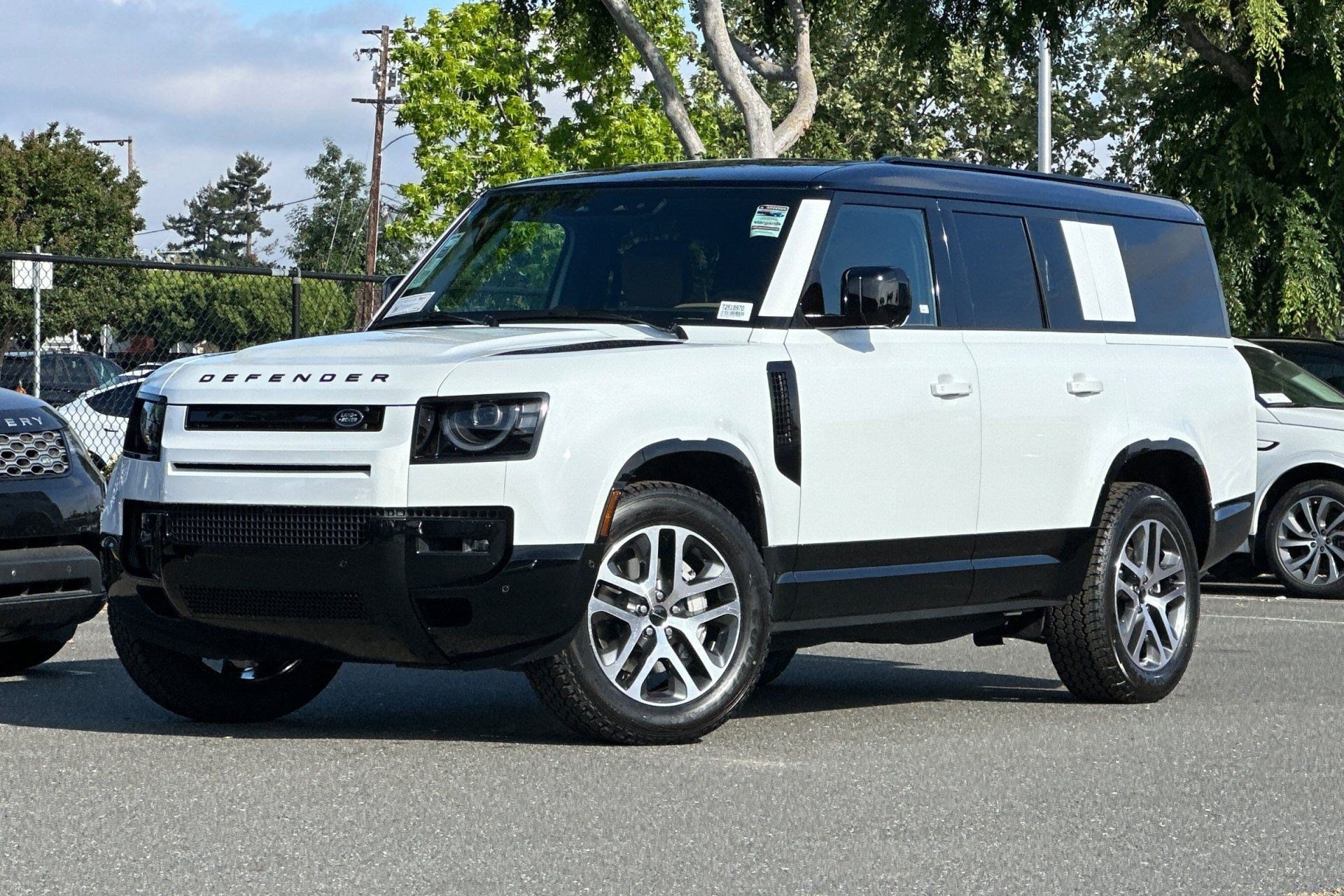 2026 Land Rover Defender 130 SUV 