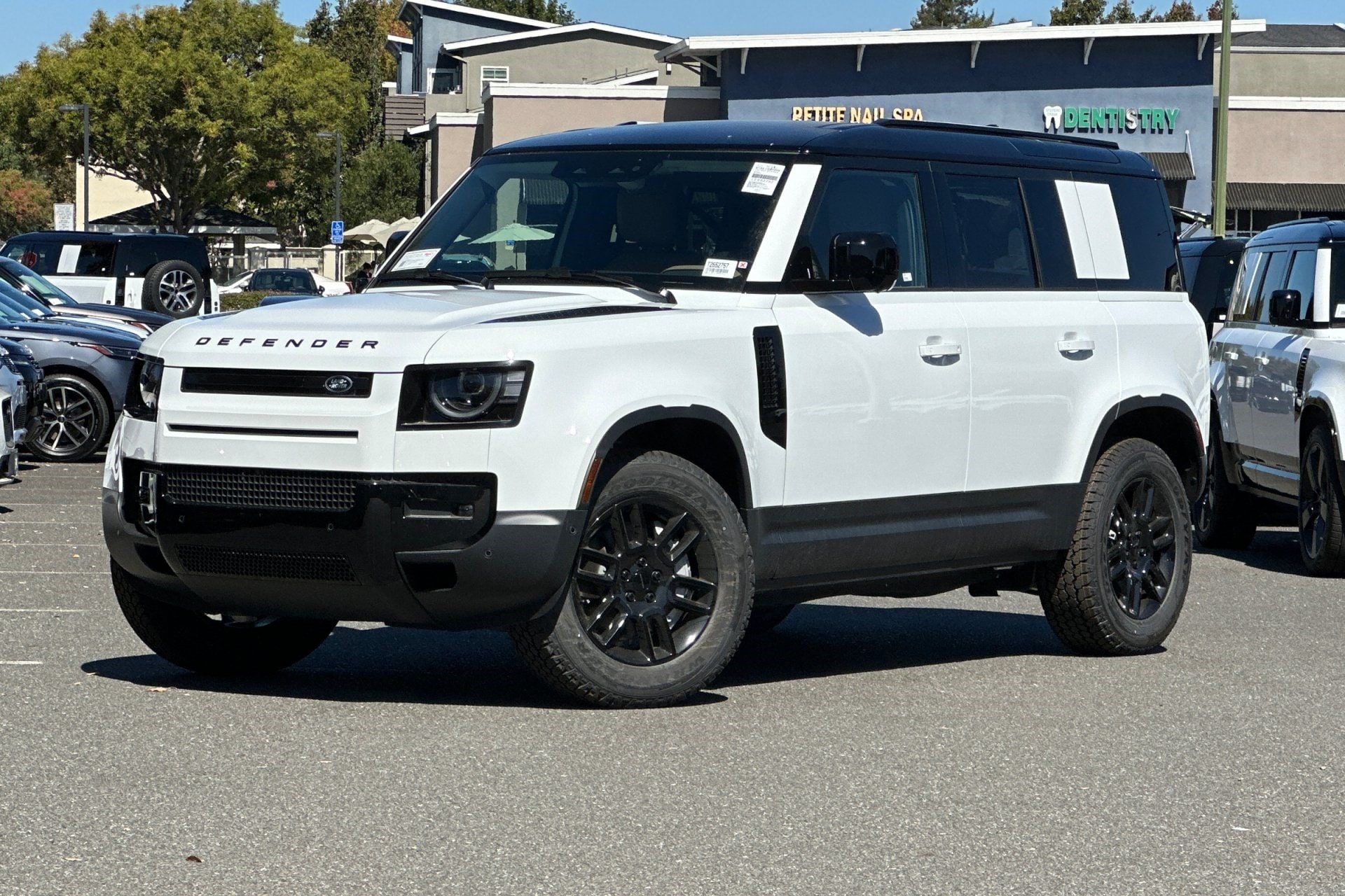 2026 Land Rover Defender 110
