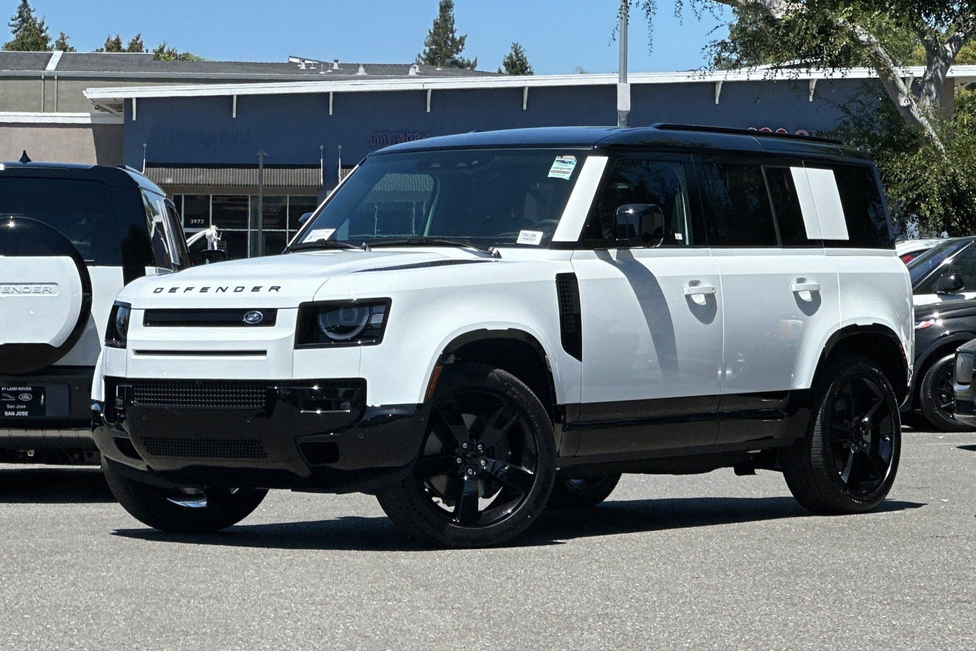  Land Rover Defender 110