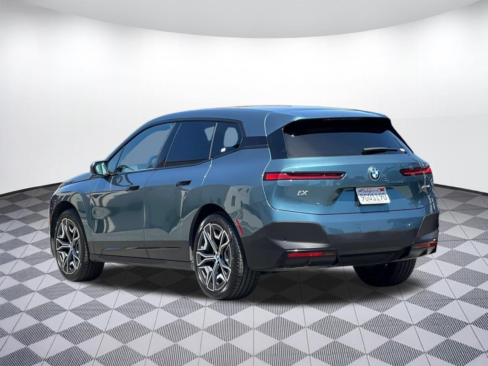 Photo 3